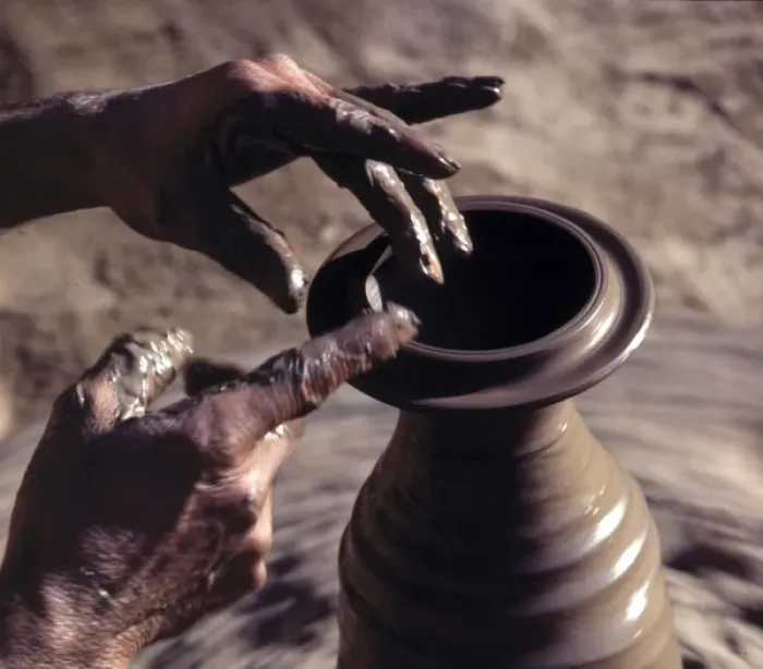 Framed Print : India, Kashmir, Srinagar. A potters skilled hands shape a new pot in Srinagar, Kashmir, India
