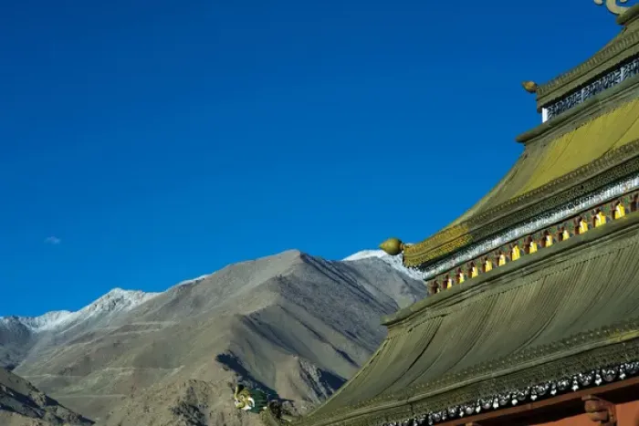 Framed Print : India, Ladakh, Leh, Shanti stupa with Himalaya in background