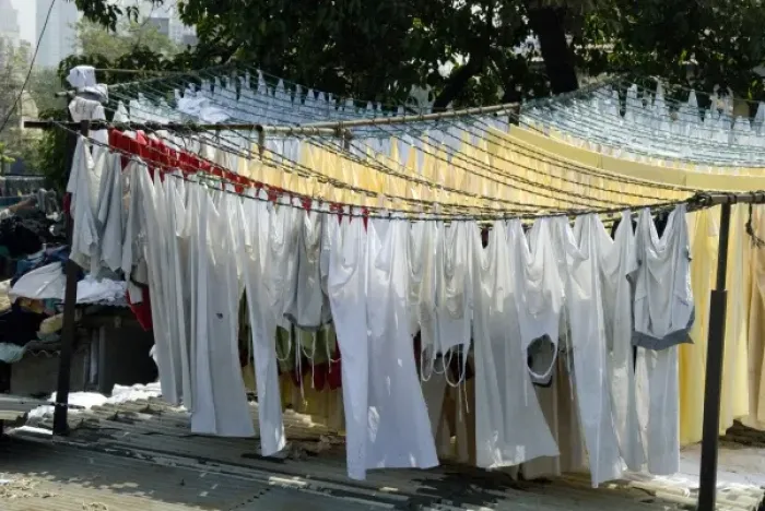 Framed Print : India, Maharashtra, Mumbai (aka Bombay). Famous Dhobi Ghat laundry where most of