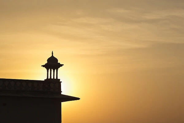 India, Rajasthan, Jhunjhunu District, Alsisar Mahal at dusk