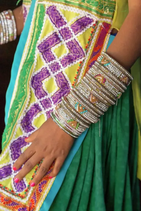 Framed Print : India, State of Gujarat, Bhuj, Kutch, Ludiya village. Meghwal Marwari tribe. Traditional clothing and jewelry