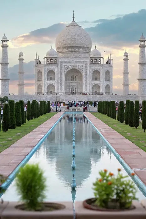 Framed Print : India, Uttar Pradesh, Agra. Taj Mahal, vertical view of Taj Mahal at sunset