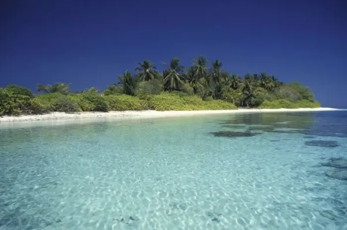Framed Print : Indian Ocean, Maldive islands. (MR)