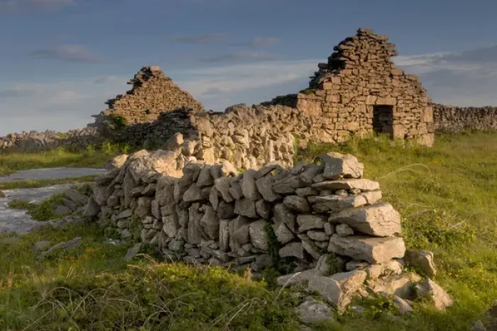 Framed Print : Inishmore Island. Aran Islands. Ireland. Abandoned homestead