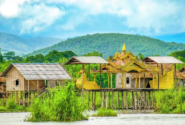 Framed Print : Inle Lake, Myanmar. Portrait of Golden Karaweik boat which sails during Phaung Daw Oo festival carrying the major religious authorities