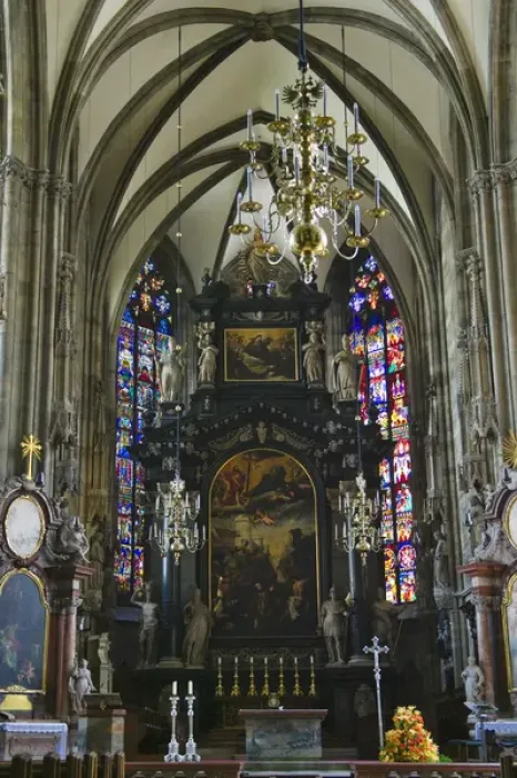 Framed Print : Inside Stephens Cathedral, Vienna, Austria