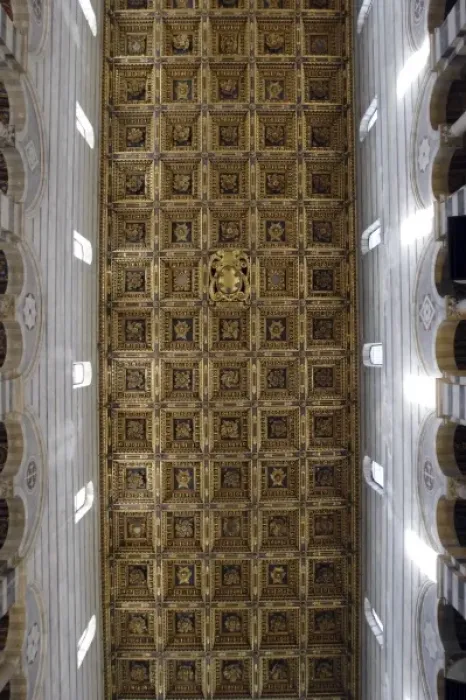 Framed Print : Interior of the Duomo: central naves panelled ceilingThe heart of the Campo Framed Print : Interior of the Duomo: central naves panelled ceilingThe heart of the Campo