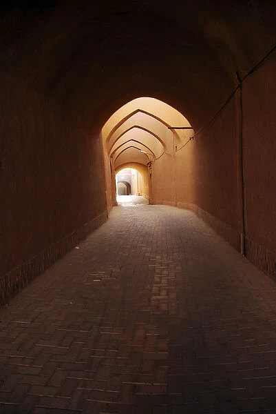 Iran, Yazd, covered alley in the old city