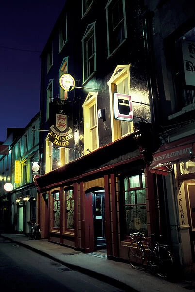 Ireland, Cork. Pub at night