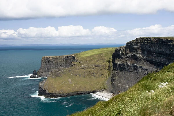 Ireland, County Clare, Ireland, cliff, ocean, clouds