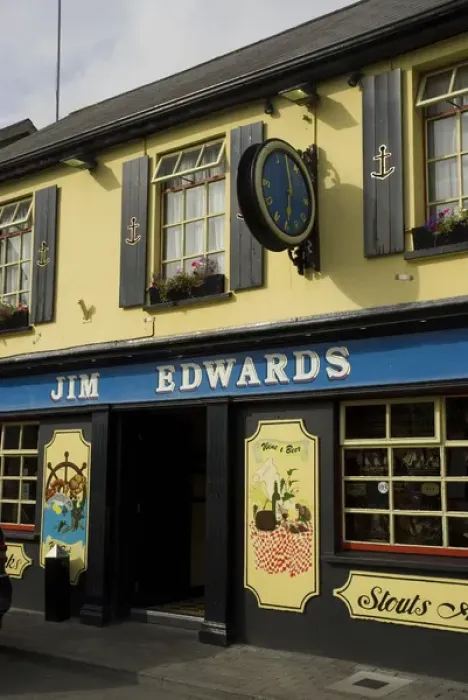 Framed Print : IRELAND, County Cork, Kinsale. Jim Edwards Pub and Restaurant