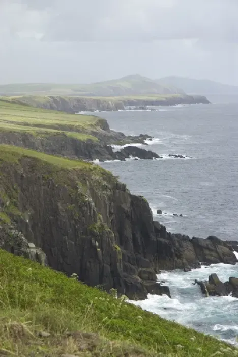 Framed Print : IRELAND, Kerry, Dingle Peninsula. Rugged coastline along the Ring of Dingle Framed Print : IRELAND, Kerry, Dingle Peninsula. Rugged coastline along the Ring of Dingle