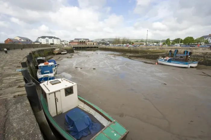 Framed Print : Ireland, Northern Ireland, boats, tidal, seawall, quay