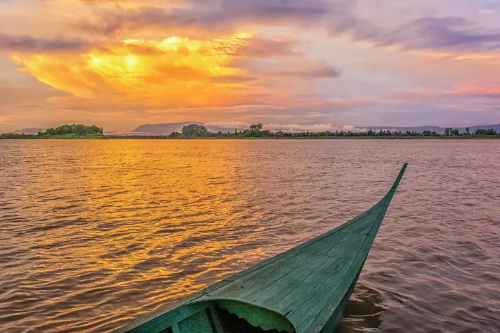 Framed Print : Irrawaddy River, Laos. Wide angle landscape view of Irrawaddy River at sunset from an outrigger Framed Print : Irrawaddy River, Laos. Wide angle landscape view of Irrawaddy River at sunset from an outrigger