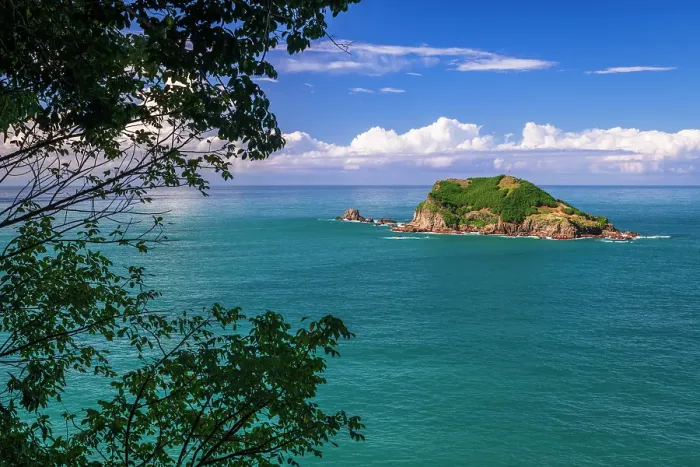 Framed Print : Isla Olocuilta from the Punta Serrucho viewpoint, Manuel Antonio National Park, Puntarenas Province, Quepos, Costa Rica