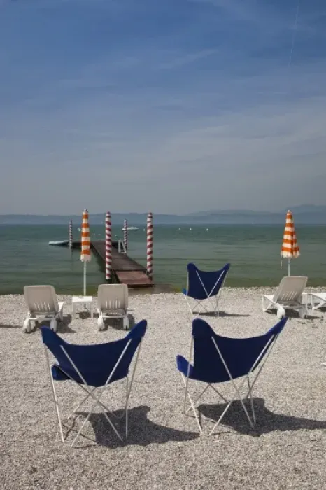 Framed Print : Italy, Brescia Province, Sirmione. Lakeside Beach