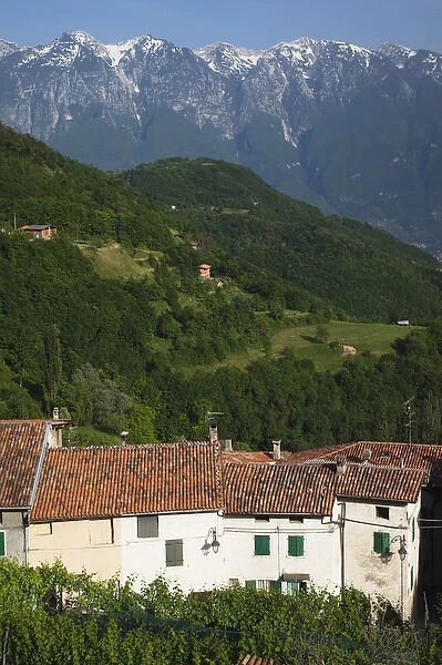 ITALY, Brescia Province, Tremosine. Sermerio, valley houses