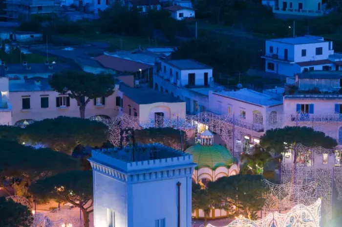 Framed Print : ITALY-Campania-(Bay of Naples)-ISCHIA-LACCO AMENO: Town View / Detail Framed Print : ITALY-Campania-(Bay of Naples)-ISCHIA-LACCO AMENO: Town View / Detail