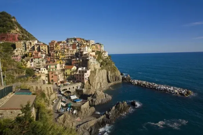 Framed Print : Italy, Cinque Terre, Manrola, Hillside Town of Manrola with the Mediterranen Sea Framed Print : Italy, Cinque Terre, Manrola, Hillside Town of Manrola with the Mediterranen Sea