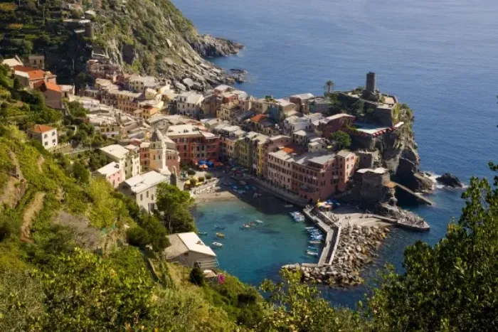 Framed Print : Italy, Cinque Terre, Vernazza. The town seen from above from the hiking trail