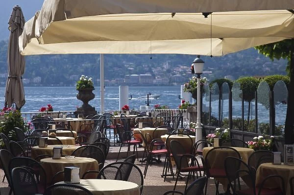 Italy, Como Province, Bellagio. Lakeside cafe