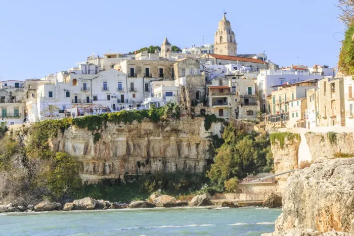 Framed Print : Italy, Foggia, Apulia, Gargano National Park, old town Vieste. White-washed stone houses