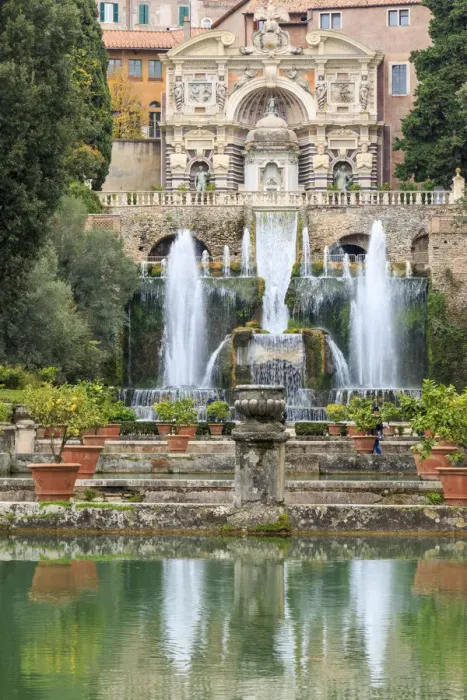 Framed Print : Italy, Lazio, Tivoli. Villa d Este, UNESCO World Heritage Site. Reflecting pools and fountains Framed Print : Italy, Lazio, Tivoli. Villa d Este, UNESCO World Heritage Site. Reflecting pools and fountains