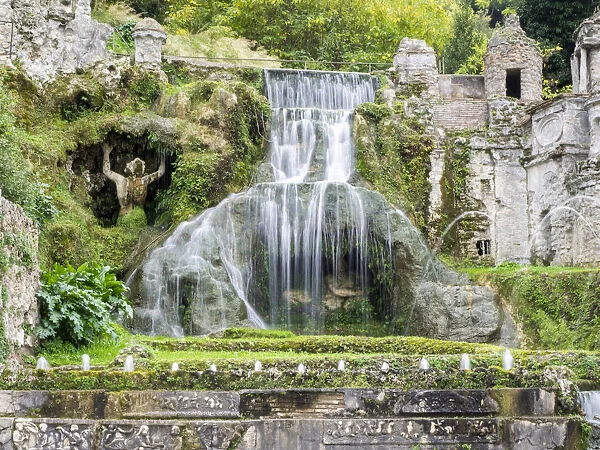 Italy, Lazio, Tivoli, Villa d Este. Grotto fountains