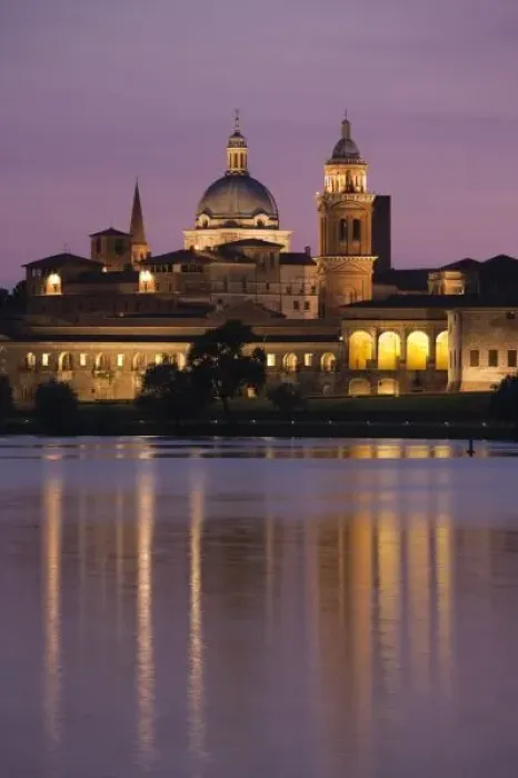 Framed Print : Italy, Mantua Province, Mantua. Town view and Palazzo Ducale from Lago Inferiore, dusk Framed Print : Italy, Mantua Province, Mantua. Town view and Palazzo Ducale from Lago Inferiore, dusk