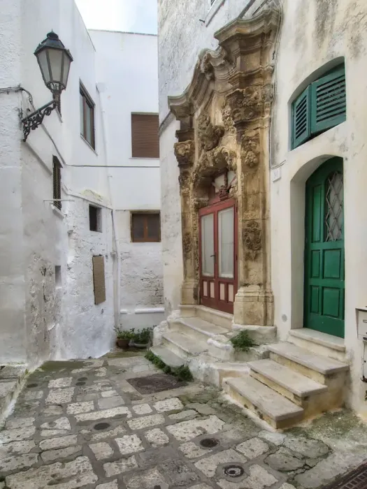 Framed Print : Italy, Puglia, Brindisi, Itria Valley, Ostuni Framed Print : Italy, Puglia, Brindisi, Itria Valley, Ostuni