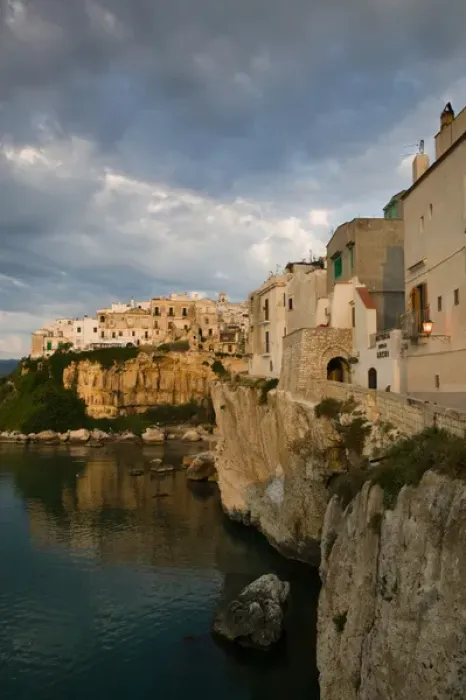 Framed Print : Italy, Puglia, Promontorio del Gargano, Vieste, Town View from Punta San Francesco
