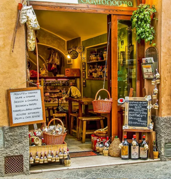 Framed Print : Italy, San Gimignano store Framed Print : Italy, San Gimignano store