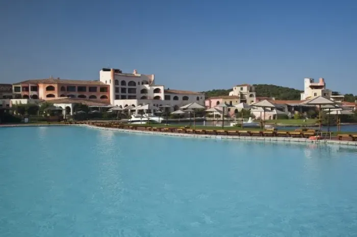Framed Print : Italy, Sardinia, Cala di Volpe. Cala di Volpe luxury hotel, swimming pool