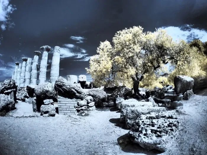 Framed Print : Italy, Sicily, Agrigento. Ruins of ancient Agrigento