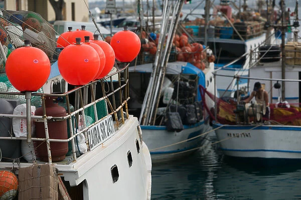 ITALY-Sicily-SIRACUSA (Syracuse): Ortygia Island- Fishing Port