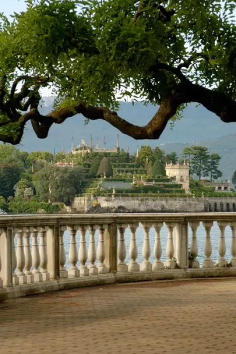 Framed Print : 04. Italy, Stresa, Lake Maggiore, Isola Bella