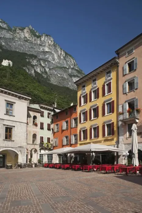 Framed Print : ITALY, Trento Province, Riva del Garda. Piazza 3 Novembre, Hotel Porticci Framed Print : ITALY, Trento Province, Riva del Garda. Piazza 3 Novembre, Hotel Porticci