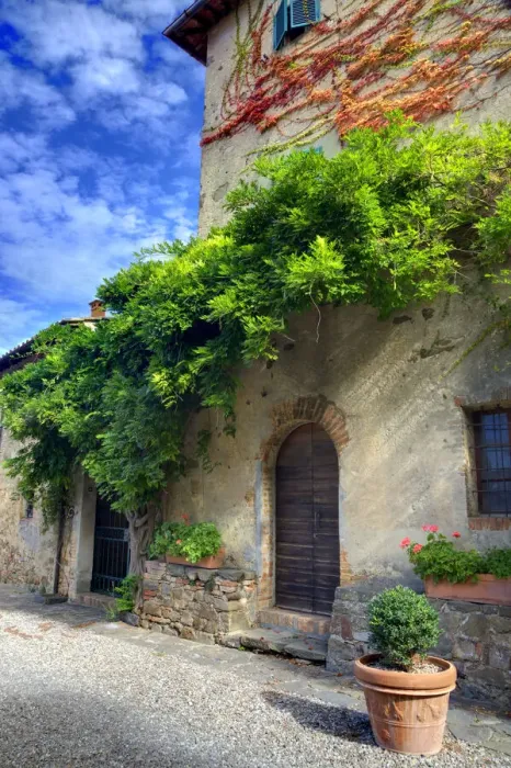 Framed Print : Italy, Tuscany. Courtyard of an agriturismo near the hill town of Montalcino Framed Print : Italy, Tuscany. Courtyard of an agriturismo near the hill town of Montalcino