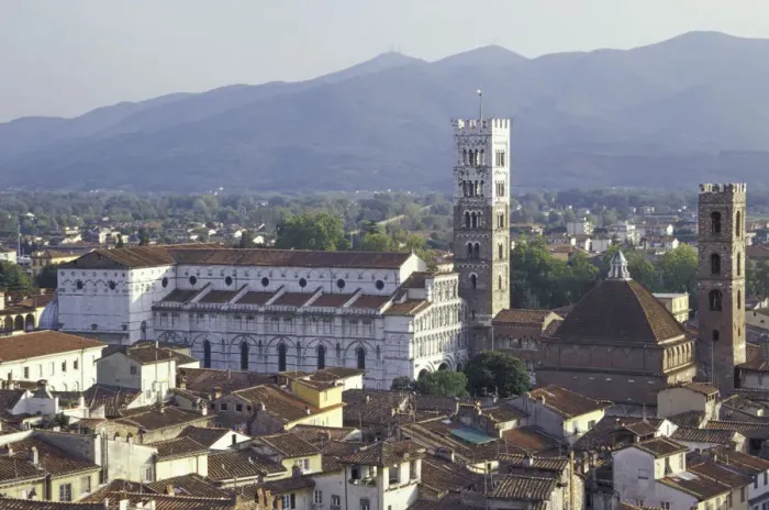 Framed Print : Italy, Tuscany, Lucca Cathedral of San Martino (13th C. ) and houses with mountains Framed Print : Italy, Tuscany, Lucca Cathedral of San Martino (13th C. ) and houses with mountains