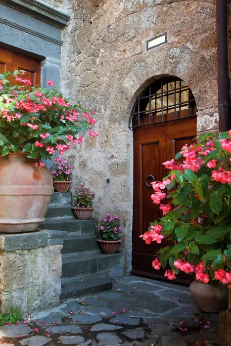 Framed Print : Italy, Tuscany. In and around the medieval hilltown of Civita di Bagnoregio
