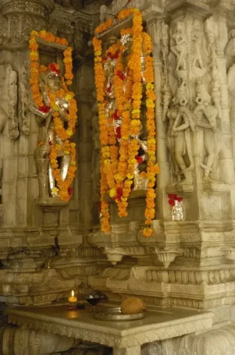 Framed Print : Jain Temple. 15th century Adinatha Temple at Ranakpur. Rajasthan. SW INDIA Framed Print : Jain Temple. 15th century Adinatha Temple at Ranakpur. Rajasthan. SW INDIA
