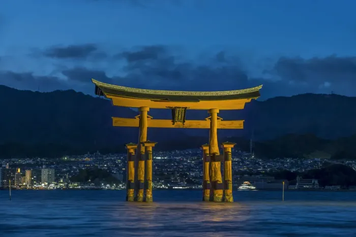 Framed Print : Japan, Miyajima, Itsukushima Shrine, Twilight Floating Torii Gate Framed Print : Japan, Miyajima, Itsukushima Shrine, Twilight Floating Torii Gate