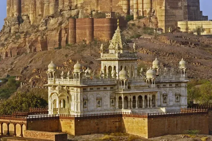 Framed Print : The Jaswant Thada mausoleum and Mehrangarh Fort, Jodhpur, India Framed Print : The Jaswant Thada mausoleum and Mehrangarh Fort, Jodhpur, India
