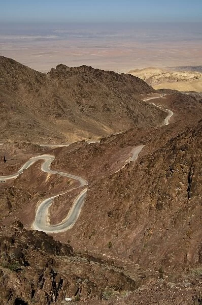 Jordan, Wadi Araba, the winding road from Wadi Musa to Wadi Araba