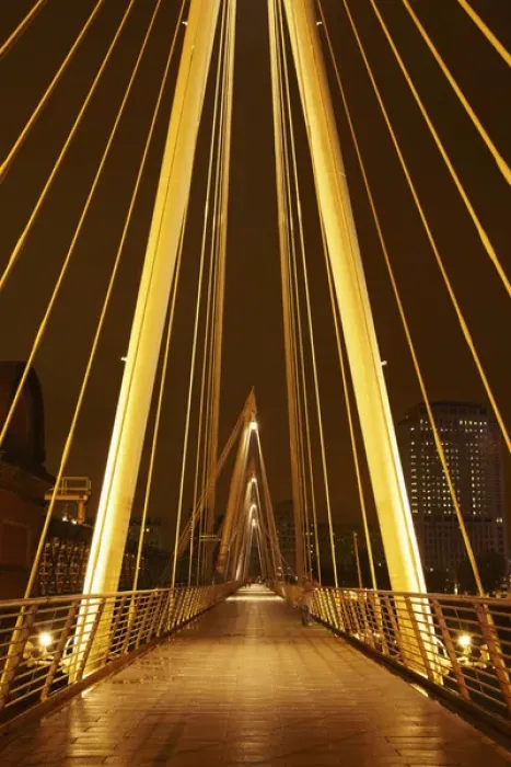 Framed Print : Jubilee Footbridge across River Thames, London, England, United Kingdom