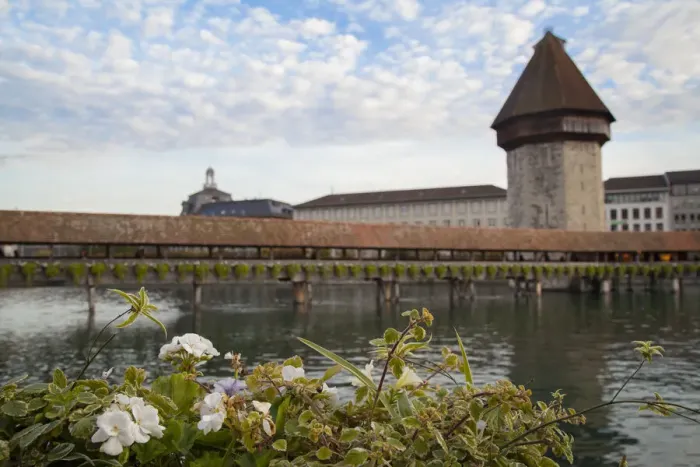 Framed Print : Kapellbrucke, wood covered bridge across the Reuss in Lucerne, Switzerland
