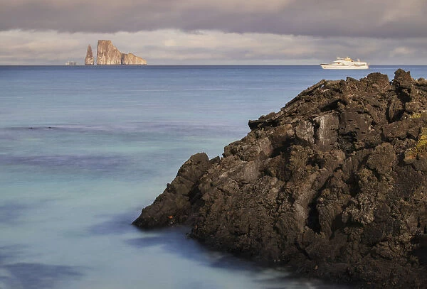 Kicker Rock or Leon Dormido, San Cristobal Island, Galapagos, Ecuador