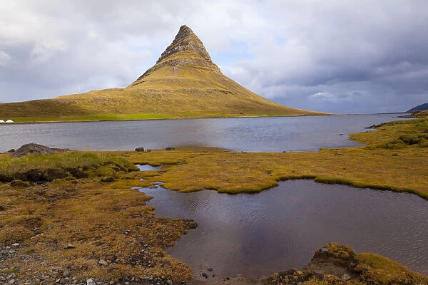 Kirkjufell, Grundarfjordur, Snaefellsnes peninsula, West Iceland