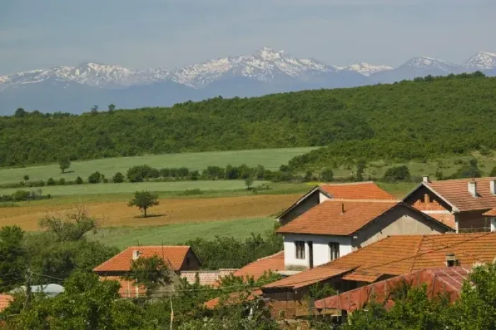 Framed Print : KOSOVO, Balince. View of Muslim village of BALINCE rebuilt after Kosovo War (1998-1999) Framed Print : KOSOVO, Balince. View of Muslim village of BALINCE rebuilt after Kosovo War (1998-1999)