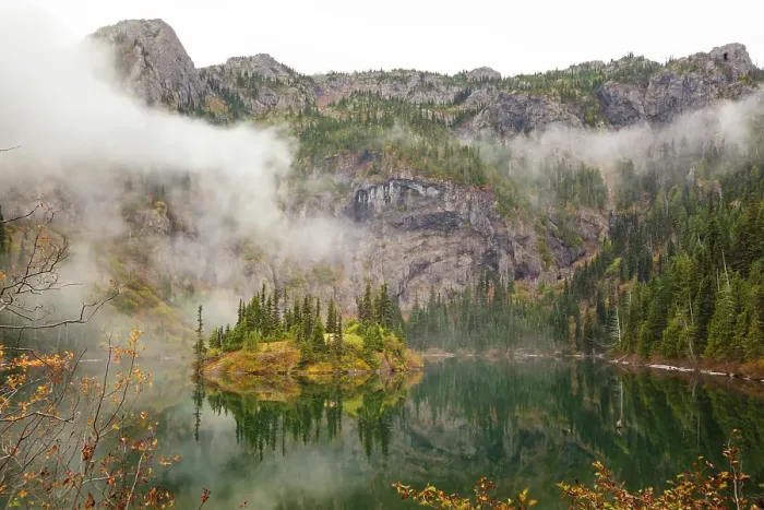 Framed Print : Lake Angeles, Olympic National Park, Port Angeles, Washington State, USA Framed Print : Lake Angeles, Olympic National Park, Port Angeles, Washington State, USA